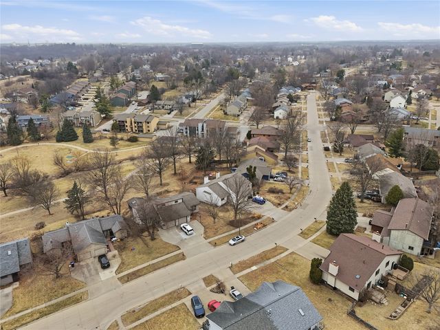 2058 S Ridge Drive, Coralville, IA 52241