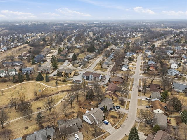 2058 S Ridge Drive, Coralville, IA 52241