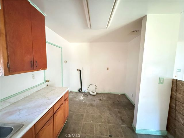 1553 E 110th, Los Angeles, CA 90059