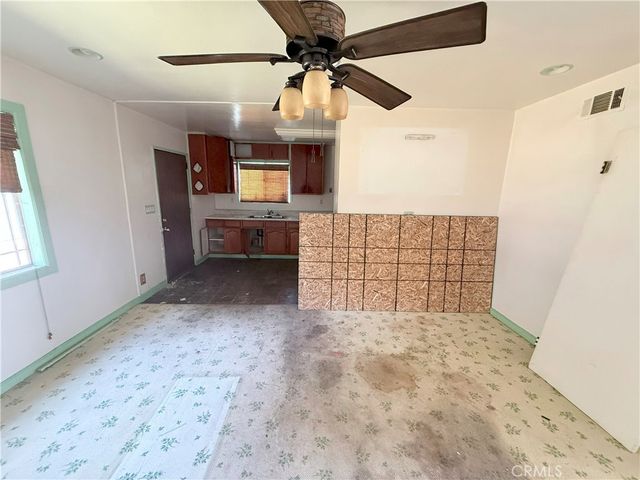 1553 E 110th, Los Angeles, CA 90059