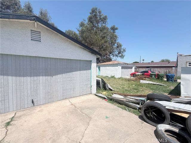 1553 E 110th, Los Angeles, CA 90059