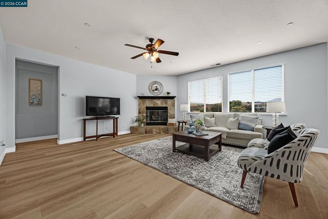 2671 Torrey Pines Dr, Brentwood, CA 94513