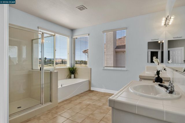 2671 Torrey Pines Dr, Brentwood, CA 94513