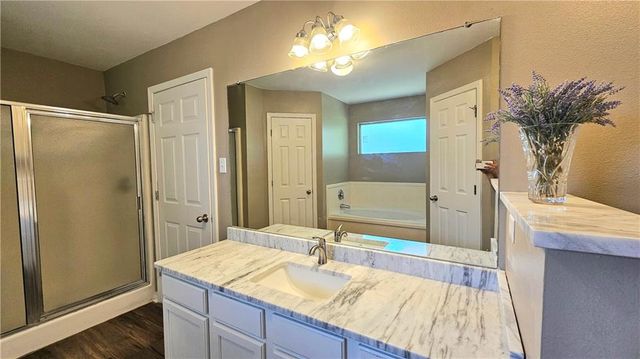 951 Hamilton Bridges Drive E, Mobile, AL 36695