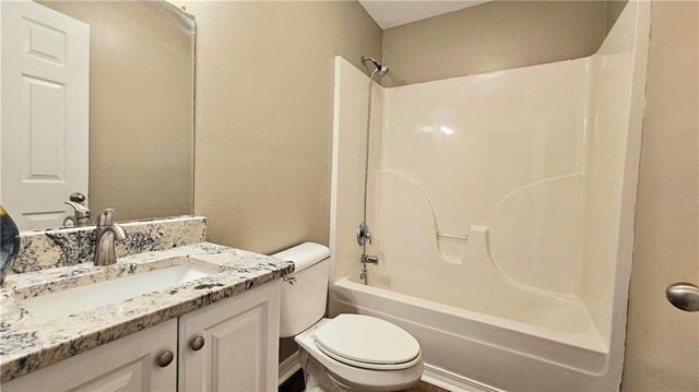 951 Hamilton Bridges Drive E, Mobile, AL 36695