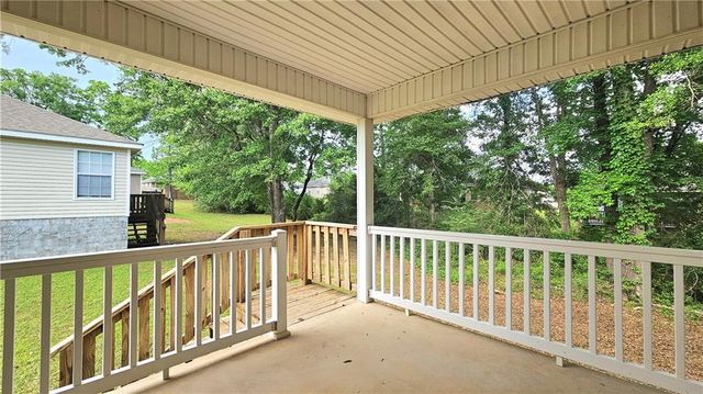951 Hamilton Bridges Drive E, Mobile, AL 36695