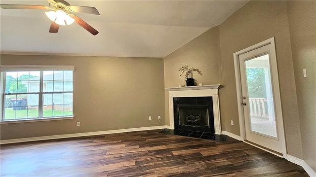 951 Hamilton Bridges Drive E, Mobile, AL 36695