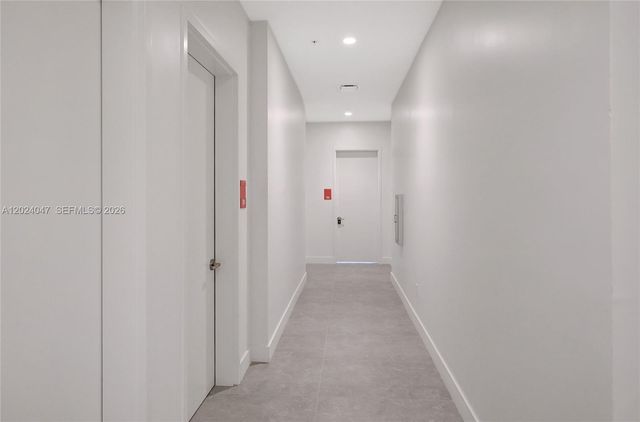 21290 Biscayne 306 306, Aventura, FL 33180