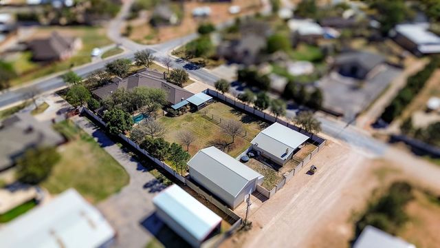 5001 Widener Strip, Midland, TX 79707