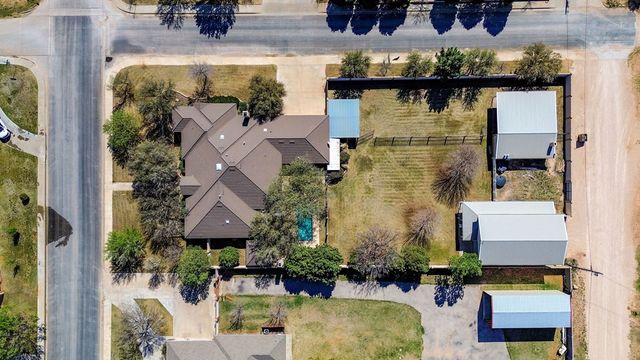 5001 Widener Strip, Midland, TX 79707