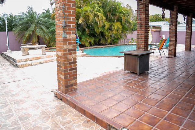 3700 SW 139th Ave, Miami, FL 33175