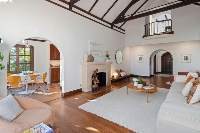330 Wildwood Avenue, Piedmont, CA 94611