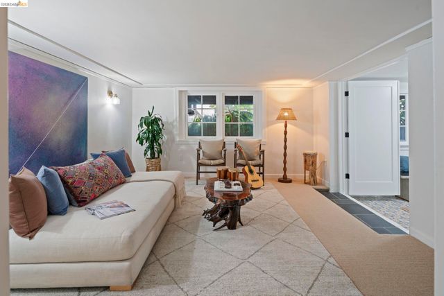 330 Wildwood Avenue, Piedmont, CA 94611