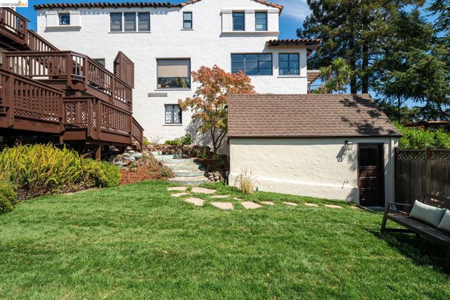 330 Wildwood Avenue, Piedmont, CA 94611