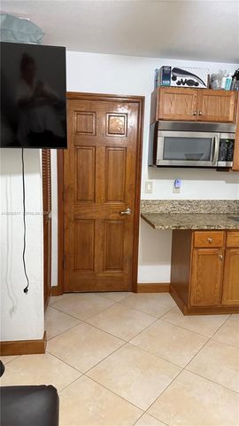 14309 SW 181st St, Miami, FL 33177