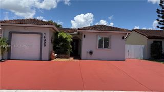 14309 SW 181st St, Miami, FL 33177