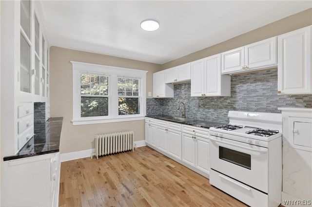 405 Parkside Avenue, Buffalo, NY 14216