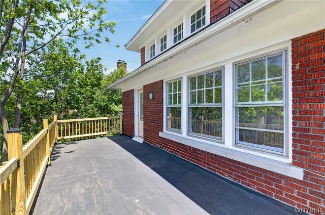 405 Parkside Avenue, Buffalo, NY 14216