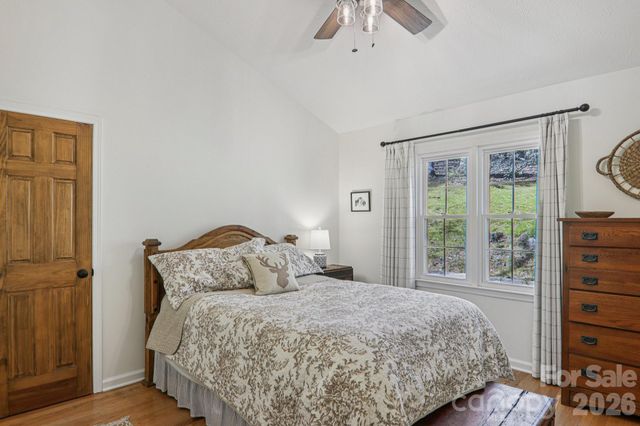 926 Camp Creek Road, Saluda, NC 28773