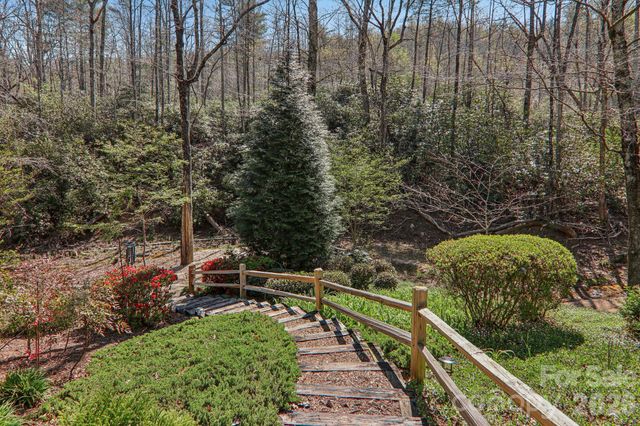 926 Camp Creek Road, Saluda, NC 28773