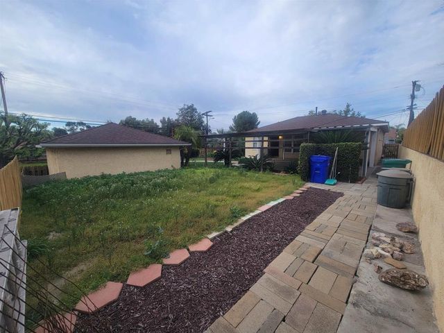 6055 48th St, San Diego, CA 92120