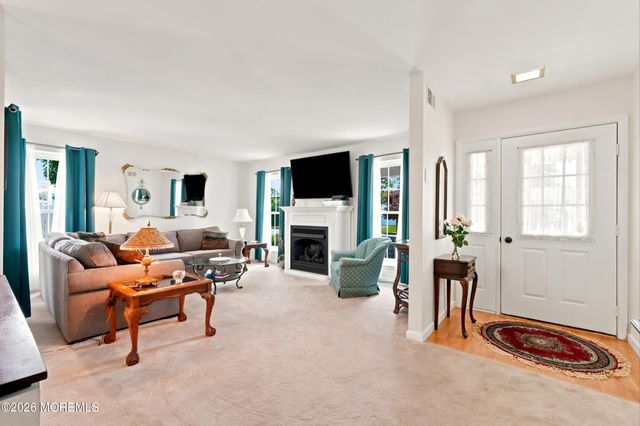 56 Dorset Road, Manchester, NJ 08759