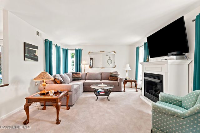 56 Dorset Road, Manchester, NJ 08759