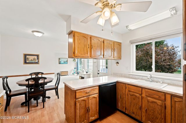 56 Dorset Road, Manchester, NJ 08759