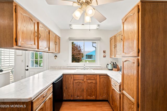 56 Dorset Road, Manchester, NJ 08759