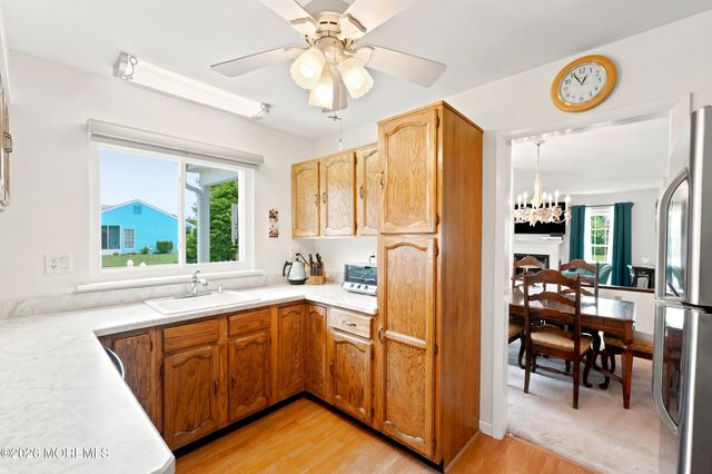 56 Dorset Road, Manchester, NJ 08759