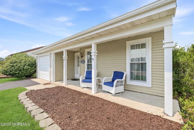 56 Dorset Road, Manchester, NJ 08759