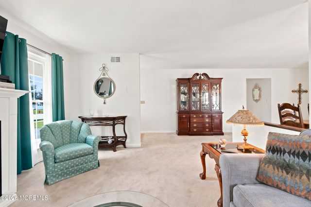 56 Dorset Road, Manchester, NJ 08759