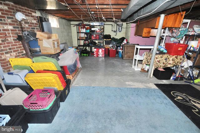 130 KINSMAN RD, Florence, NJ 08518