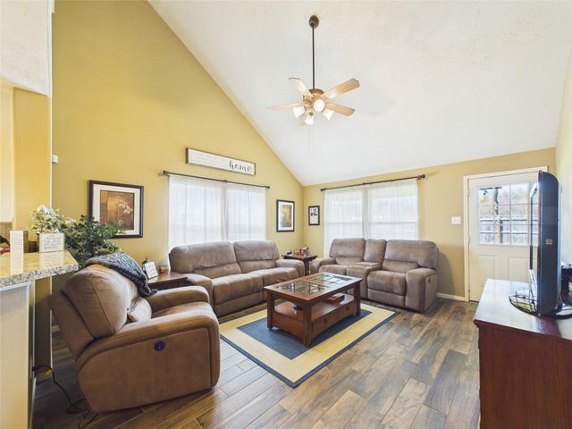 2909 San Marcos Drive, Deer Park, TX 77536