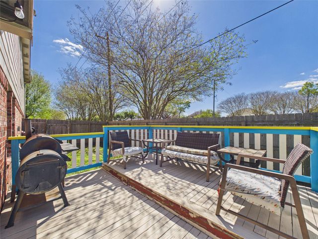 2909 San Marcos Drive, Deer Park, TX 77536