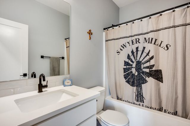 2623 E 48th St N, Wichita, KS 67219