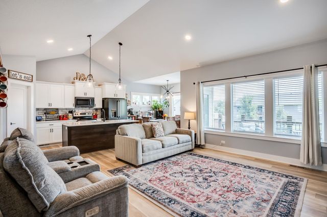 2623 E 48th St N, Wichita, KS 67219