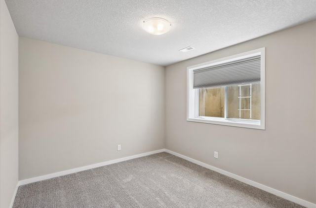 812 Pinehurst Way, Polk City, IA 50226