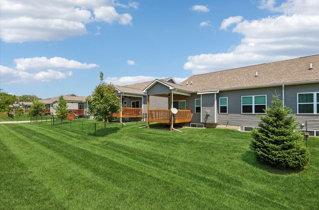 812 Pinehurst Way, Polk City, IA 50226