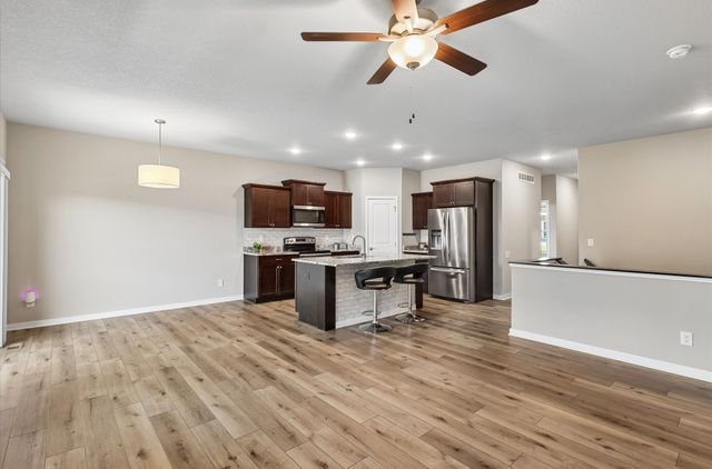 812 Pinehurst Way, Polk City, IA 50226