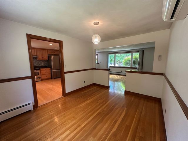 10 Cedar Ridge Drive, Bedford, MA 01730