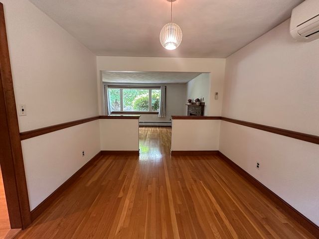 10 Cedar Ridge Drive, Bedford, MA 01730