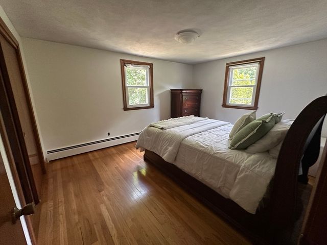 10 Cedar Ridge Drive, Bedford, MA 01730