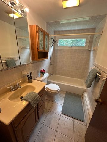 10 Cedar Ridge Drive, Bedford, MA 01730