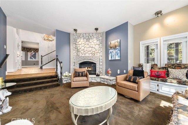 447 Bay View Drive, Lake Arrowhead, CA 92352