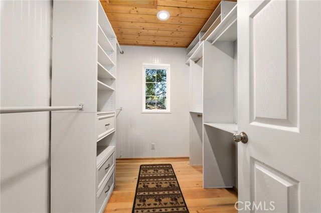 447 Bay View Drive, Lake Arrowhead, CA 92352