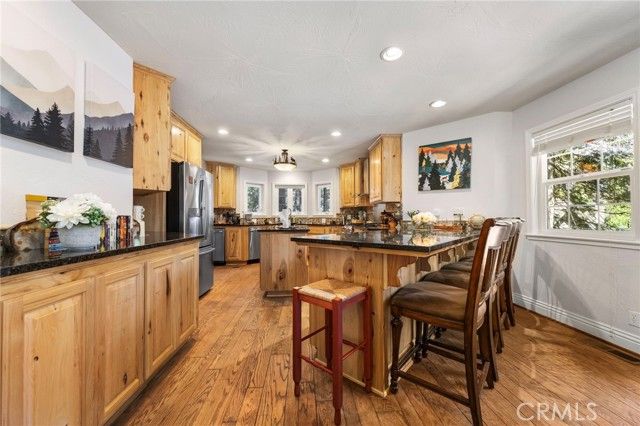 447 Bay View Drive, Lake Arrowhead, CA 92352