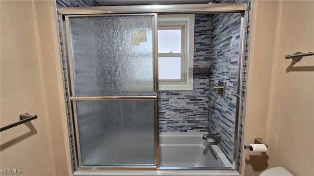 2325 Broad Street, Parkersburg, WV 26101