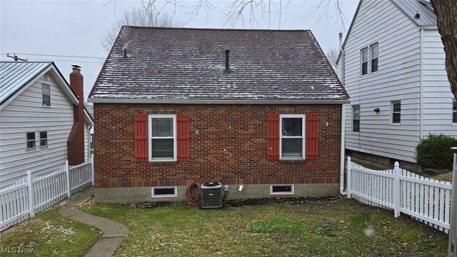 2325 Broad Street, Parkersburg, WV 26101