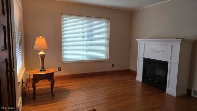 2325 Broad Street, Parkersburg, WV 26101